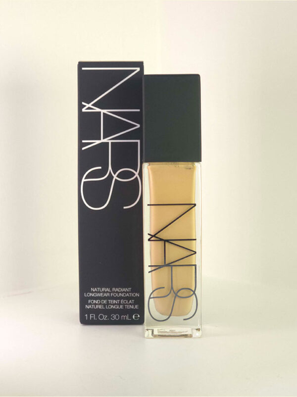 کرم پودر برند نارس NARS